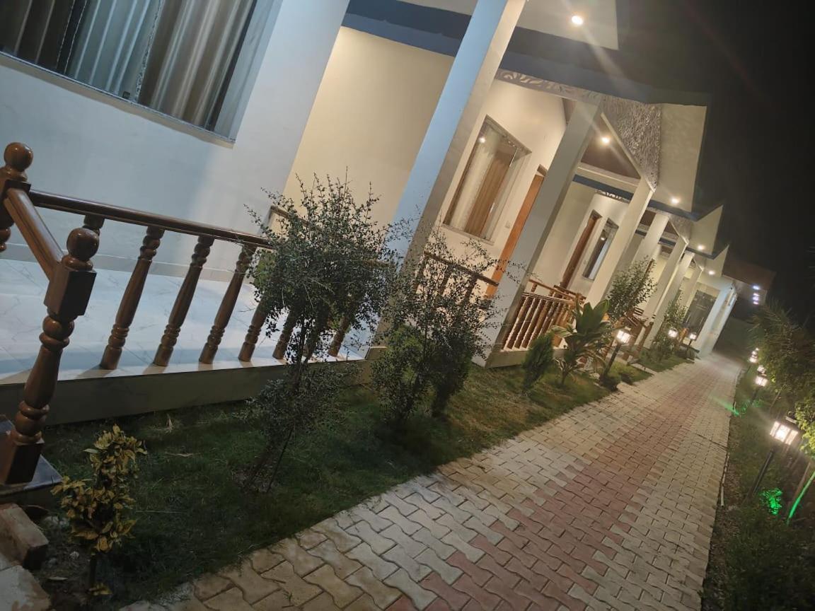 Corbett Jungle Breeze Resort Rāmnagar Eksteriør bilde